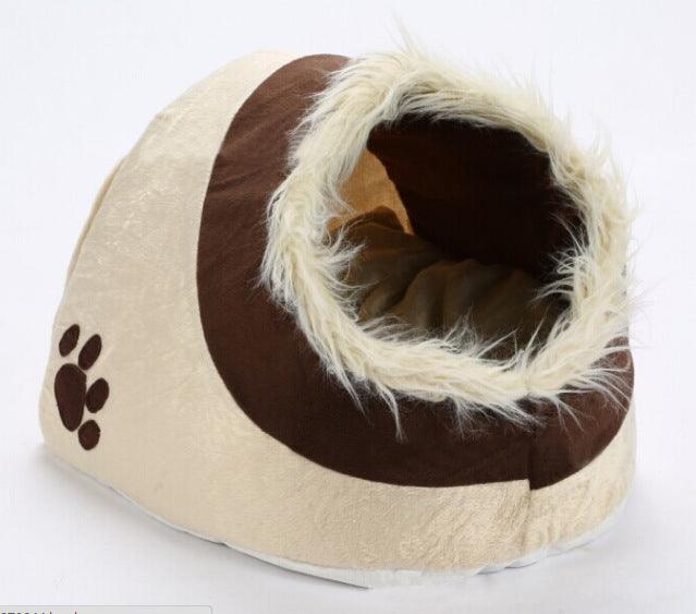 The Enchanted Pet Haven: Cozy Jungle Retreat for Your Furry Friend